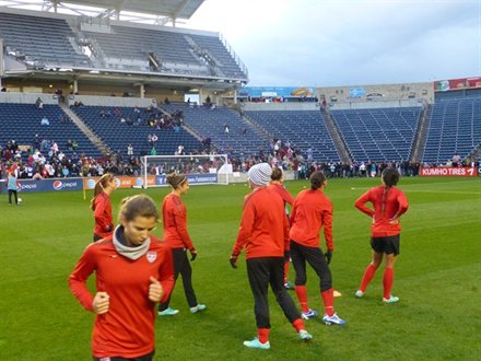 The USWNT trains at Toyota Park in Bridgeview, Ill. on Oct. 19, 2012. Photo by U.S. Soccer.