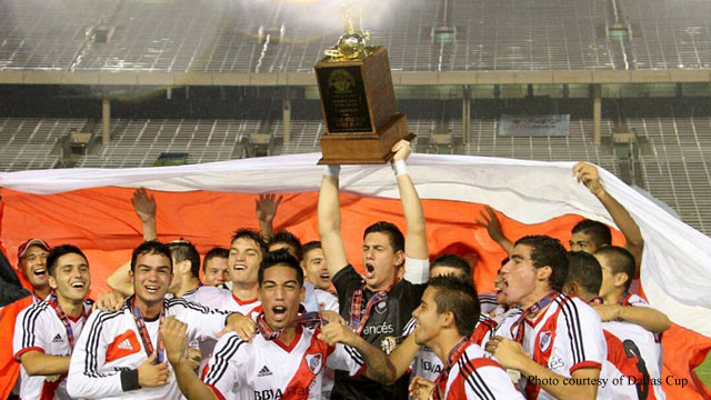 river-plate-dallas-cup-final-2014 Strikers Logo