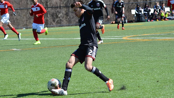 dcu-acad Strikers Logo