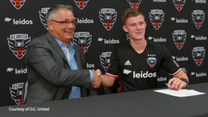 Durkin-signs-with-DCU