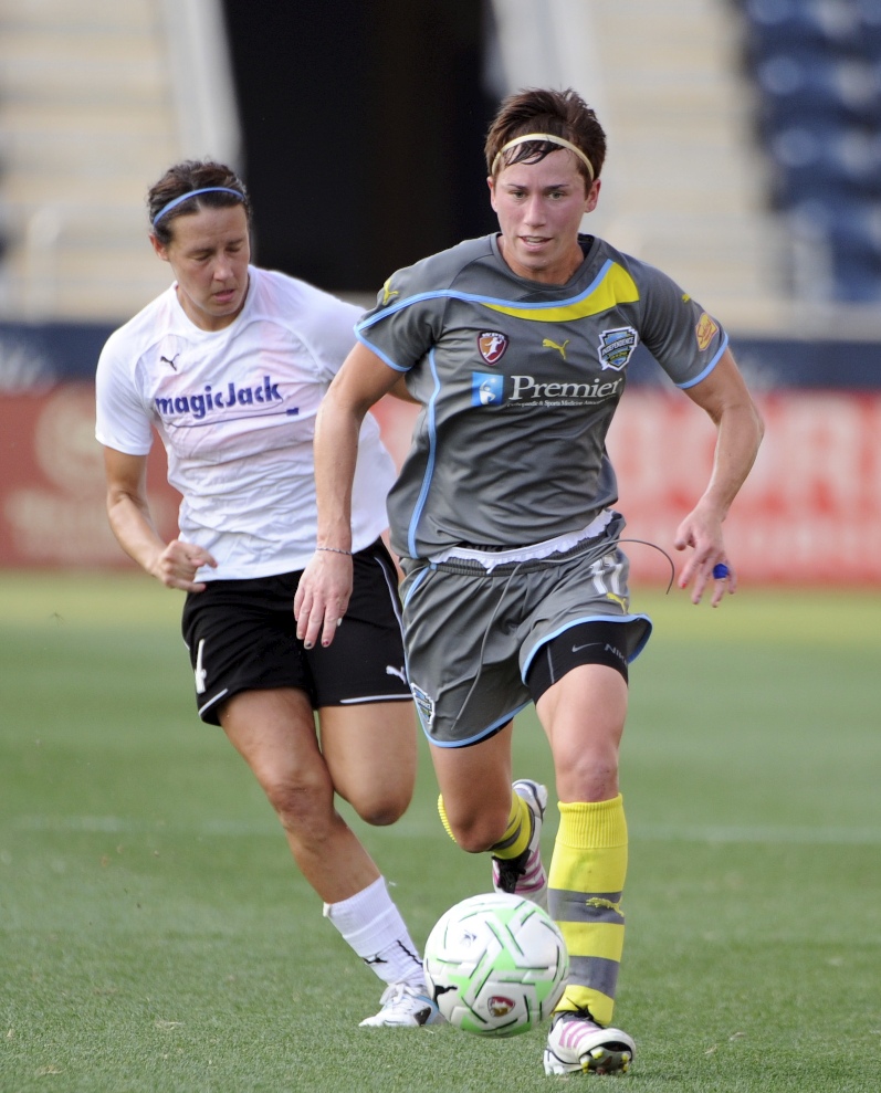 Joanna Lohman (17) of the Philadelphia Independence. The Philadelphia Independence defeated magicJack SC 2-0 during the Women's Professional Soccer (WPS) Super Semifinal at PPL Park in Chester, PA, on August 20, 2011.