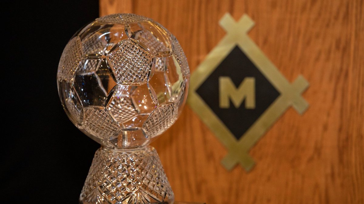 2016 Winners — MAC Hermann Trophy