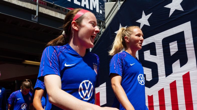 USWNT-rose-lavelle-sam-mewis