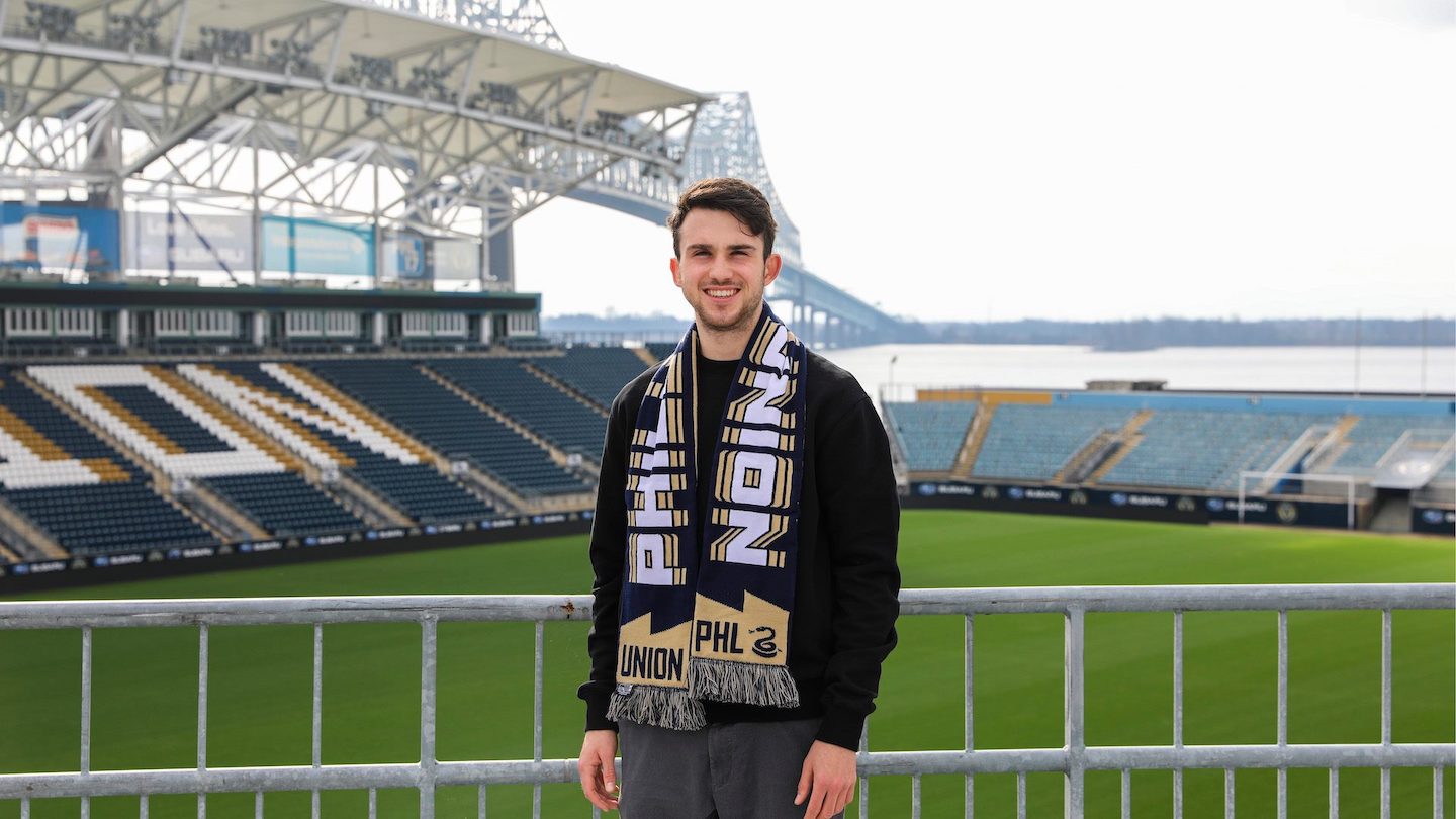 Philadelphia Union Sign Midfielder Leon Flach