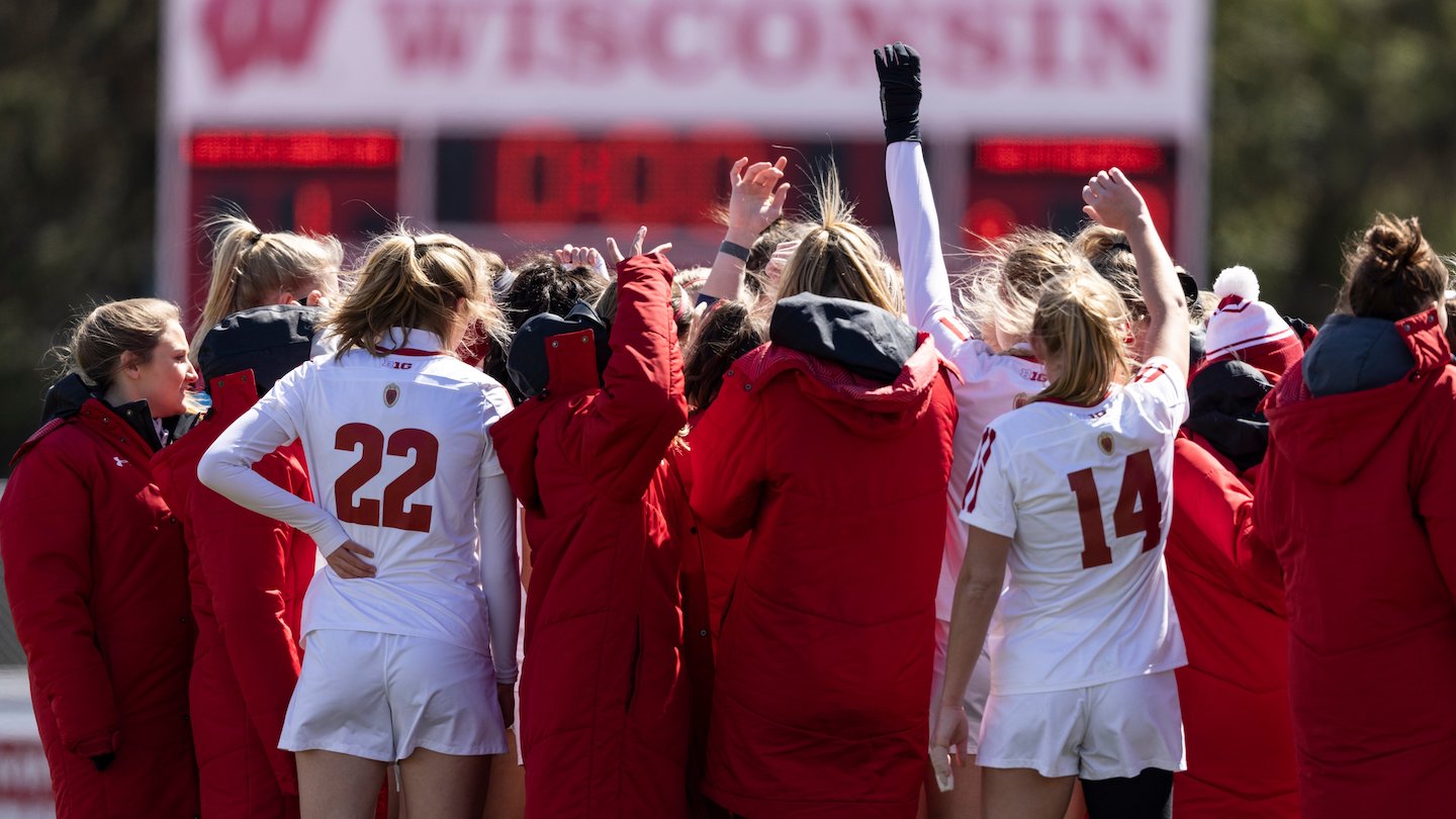 wisconsin-women-badgers