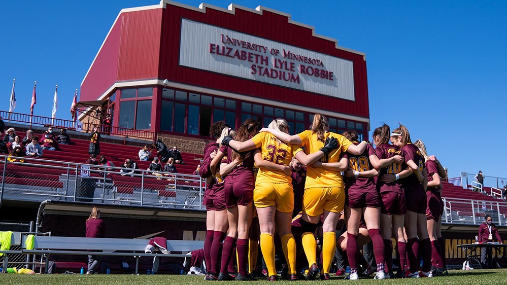 minnesota-women-ncaa-nov21