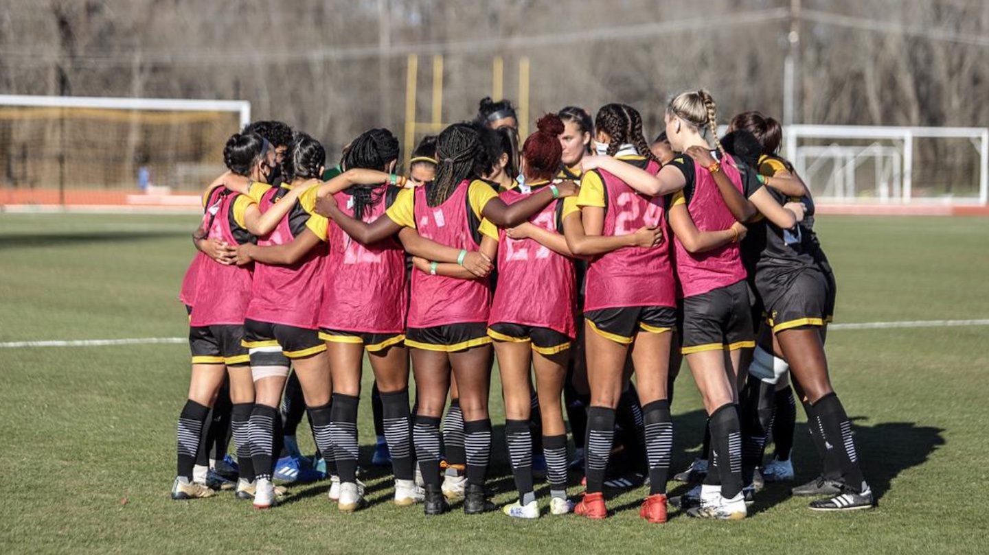 grambling-state-huddle