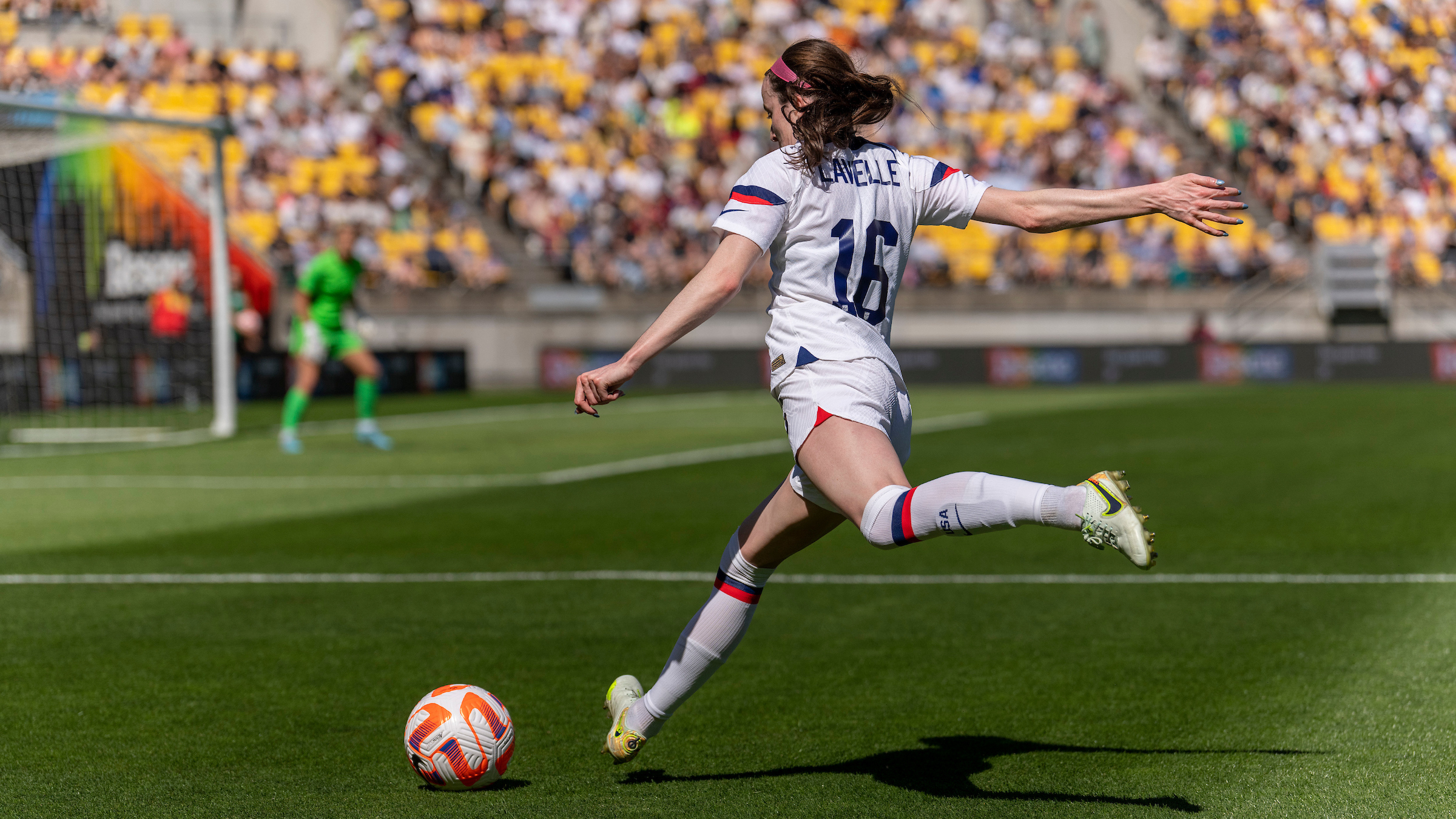 rose-lavelle-earns-brace-as-uswnt-overpowers-new-zealand-5-0-soccerwire