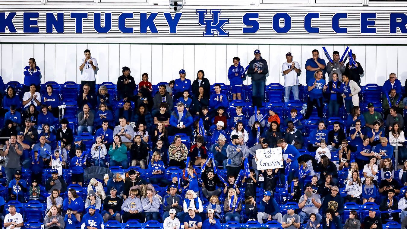 kentucky-soccer-fans