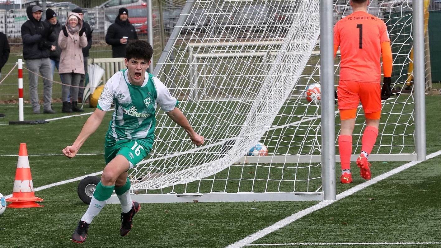 U.S. teenager Yuval making a name for himself in Bundesliga U-17 division -