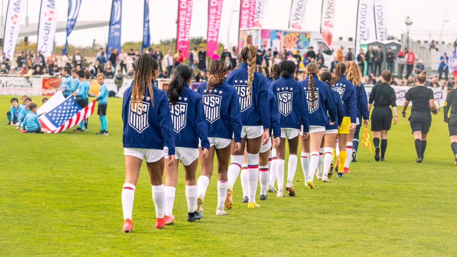 u17-uswynt-2023-walkout