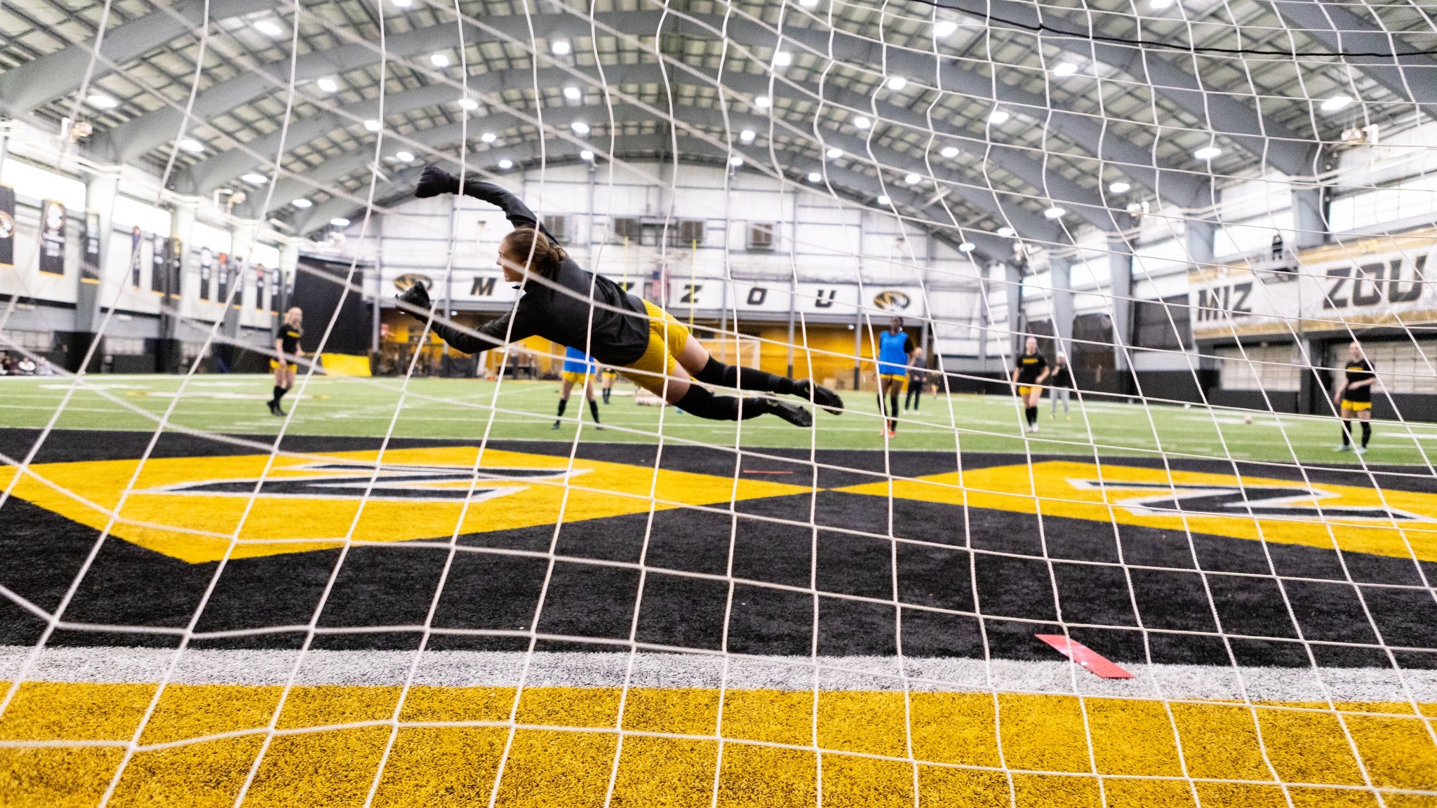 Mizzou Soccer head coach Stefanie Golan signs 10 class of 2023 recruits -  SoccerWire