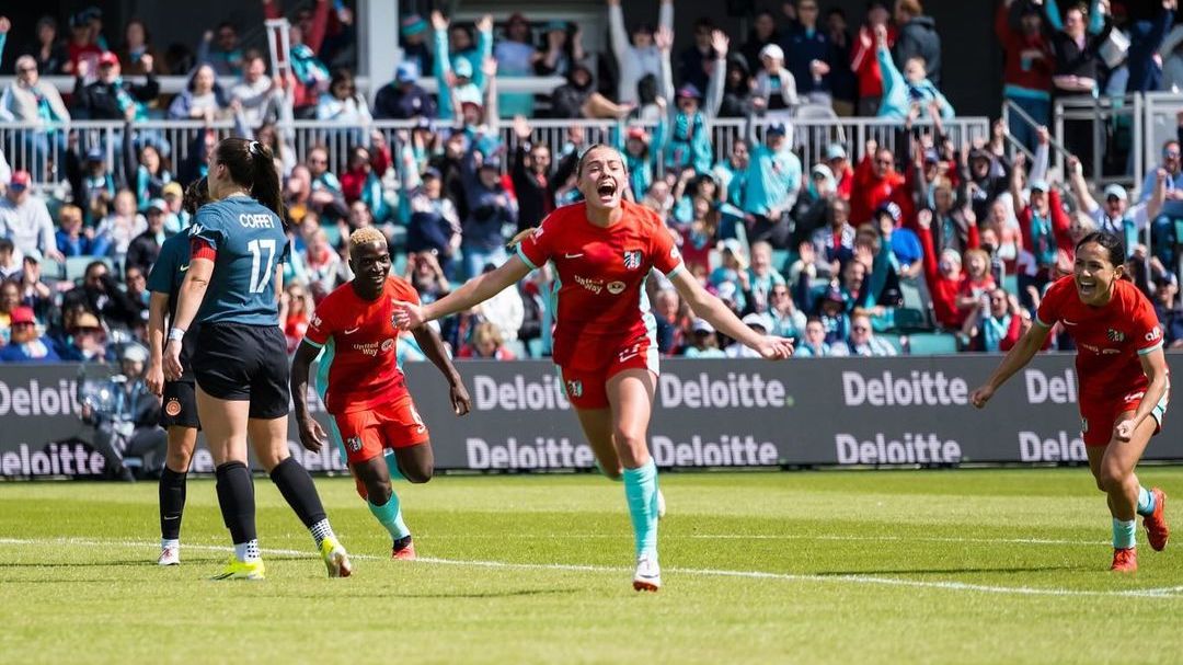 Alex Pfeiffer becomes the youngest goal-scorer in NWSL history at age 16