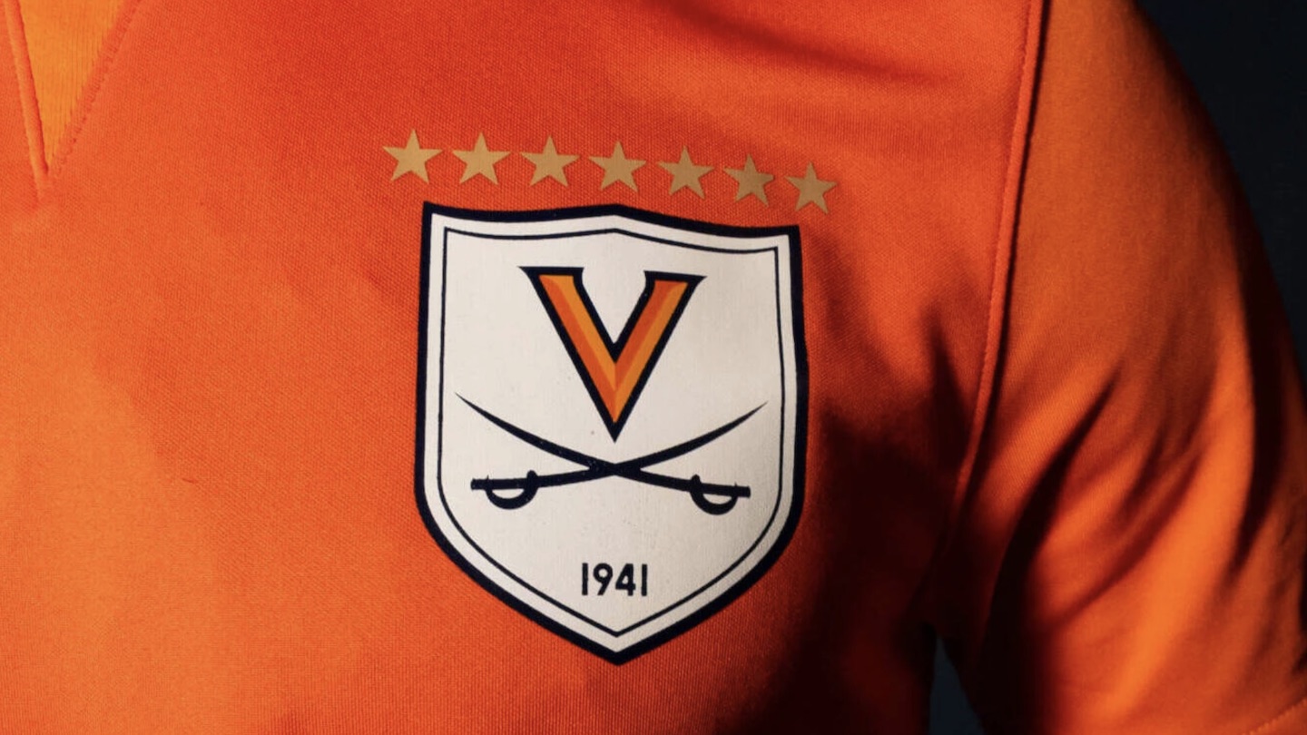 uva-mens-soccer-jersey25