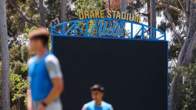 ucla-men-225
